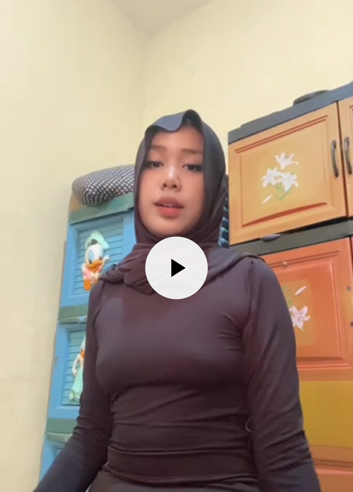 hijab di kos