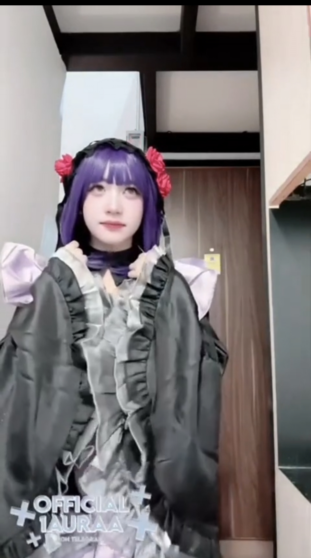 Laura mode anime