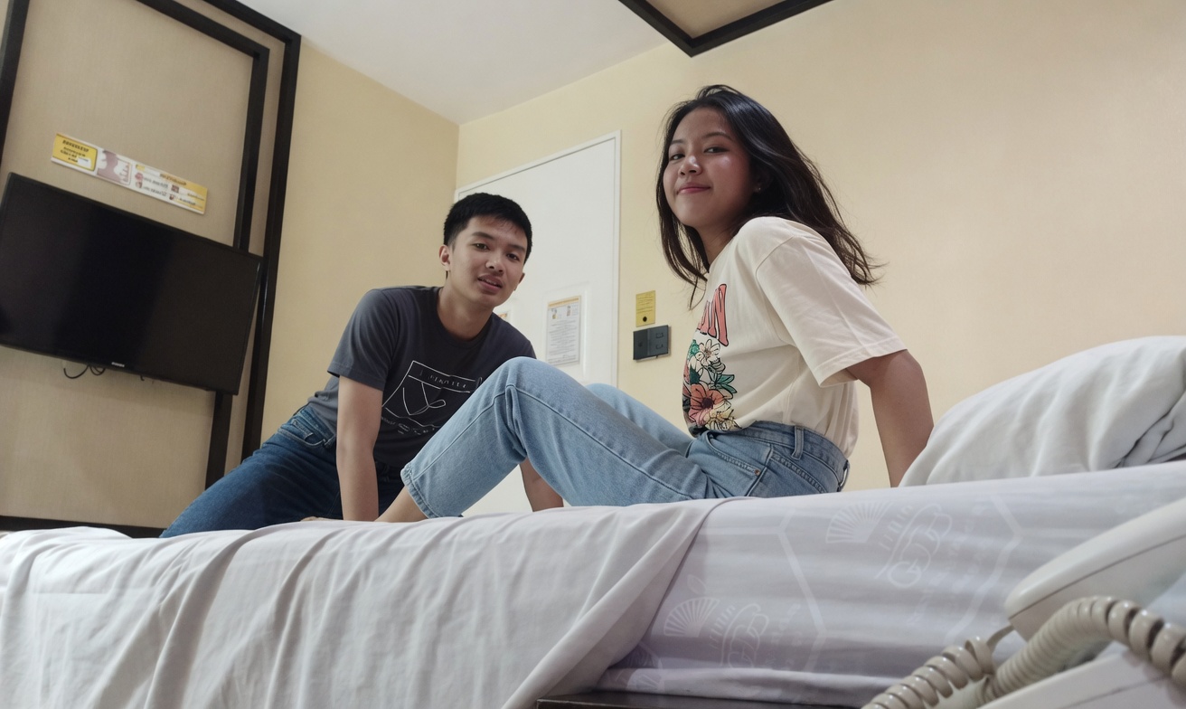 baru isep bentar udah di gedor
