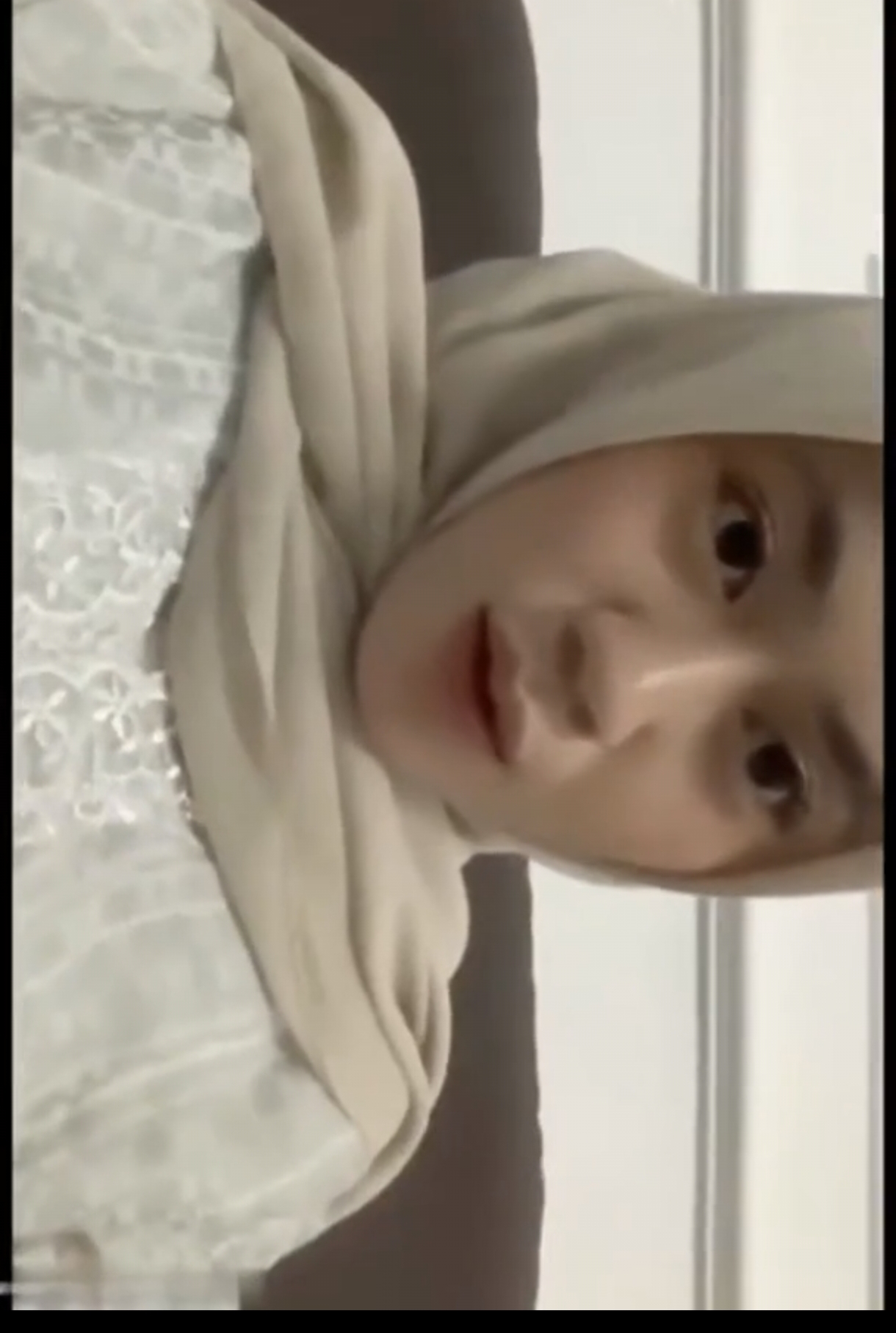 kegedean buat ughti