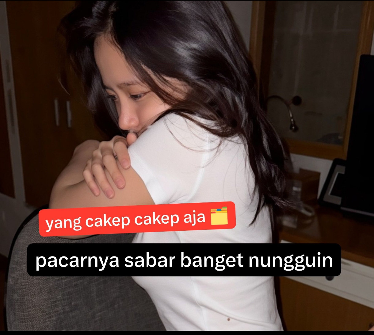 Pdhl lagi dipake temennya tapi mas pacar nungguin